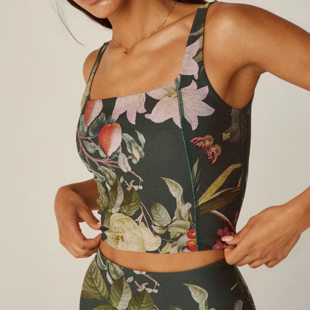 MBeyond Yoga Botanical Garden SoftMark Impress Cropped Tank